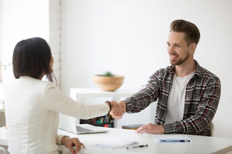 How is WIS different from a mortgage broker or a comparison site?